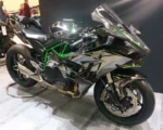 kf-A6562a1a673cb4bfb93899c4a77273a997-2022-Kawasakis-H2-R-Sports-motorcycles