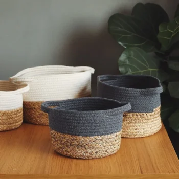 Japanese Water Hyacinth Straw Woven Cotton Thread Woven Portable Storage Basket Clothing Toy Desktop Storage Basket