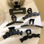 kf-S331397a9e3734a3f83f7a1d0f7c83c522-2023-Hair-Claw-Clip-for-Women-Girl-Plastic-Transparent-Large-Hair-Claw-Clip-Crab-Women-s