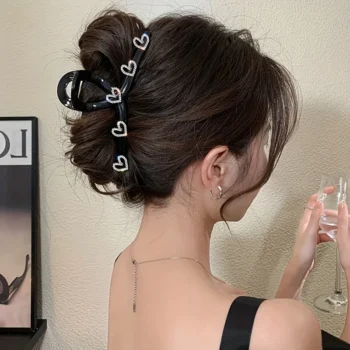 Sparkling Rhinestone Heart Hair Claw for Women - Stylish Hair Clip Hairpin for Hairdressing and Modeling - Perfect Women's Hair