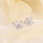 kf-Sa7c7e02ad5ba4c0d91cf96825986efecZ-925-Sterling-Silver-Female-Luxury-Crystal-Round-Stud-Earrings-Vintage-Wedding-Jewelry-White-Zircon-Stone-Earrings