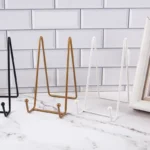 kf-S4184370f18c244b6aa61d7bee17043b7s-1pc-Plate-Display-Stand-Picture-Easel-Metal-Plate-Stands-Holder-Display-Pictures-Frame-Photo-Decorative-Plate