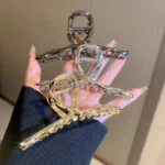 kf-Sfea0990854474ab3bf818421175fae541-Metal-Geometric-Hair-Claw-Crab-Hairpins-Fashion-Cross-Hair-Clips-Barrettes-Women-Girls-Korean-Ponytail-Clip
