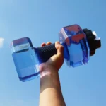 kf-S808ce900517746a894a4edf5f7fdf6bbw-Portable-Dumbbell-Kettle-Portable-Arm-Strength-Training-Water-Bottle-Dumbbell-Sports-Cup-for-Home-Gym-Fitness