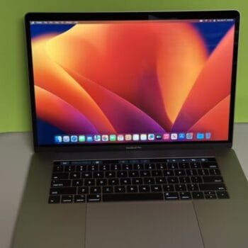 2017 Apple MacBook Pro A1707 15.4” Core i7 16GB 500GB SSD. MacOS Ventura. SILVER