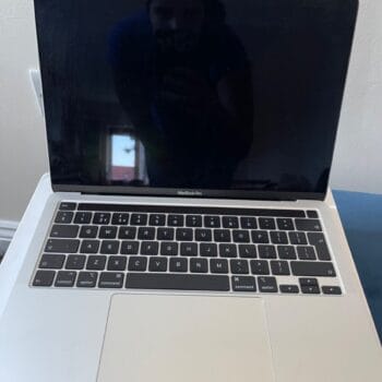 Apple MacBook Pro 13" (256GB SSD, Intel Core i5 8th Gen., 1.40 GHz, 8GB) Laptop