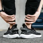 kf-H89218a67b06346dfb2d6fa1fb77be81c5-Hot-Sale-Light-Man-Running-Shoes-Fly-Woven-Breathable-Men-s-Sneaker-Casual-Antiskid-and-Wear