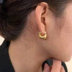 kf-Seefd77feccb24dc286e3ccd75ad08023k-European-and-American-Fashion-Metal-Brushed-Letter-Geometric-Earrings-2024-Fashion-Jewelry-Sets-Accessories-for-Gilrs