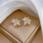 kf-Sb3f6a63ab2d649eea9b1206734db3d8dY-Fashion-Micro-inlaid-Necklace-Earring-Set-Light-Luxury-Maple-Leaf-Personality-Temperament-Banquet-Earrings-Clavicle-Chain