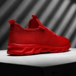 kf-S82dc8f45812443bfa69c0af141d3d0d3i-Hot-Sale-Light-Man-Running-Shoes-Comfortable-Breathable-Men-s-Sneaker-Casual-Antiskid-and-Wear-resistant