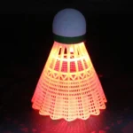 kf-S086105f3aa3e49adbafb109c6e30d381Y-Light-up-LED-Badminton-Lighting-Balls-Glowing-Luminous-Badminton-Balls-Colorful-Lightweight-Lighting-Shuttlecocks