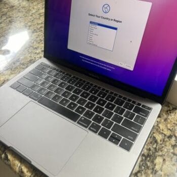 2017 Apple Macbook Pro 13”- Core i5 2.3GHZ