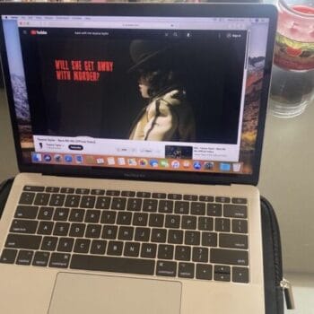 Apple MacBook Pro A1708 13" (128GB, Intel Core i5, 2.3 GHz, 8 GB) Laptop -...