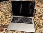 Apple MacBook Air 13.3" (128GB SSD, Intel Core i5 8th Gen., 3.60 GHz, 8GB)...