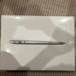 Apple 13.3 MacBook Air 1.6GHz Core i5 8GB RAM 128GB SSD Silver MMGF2LL/A