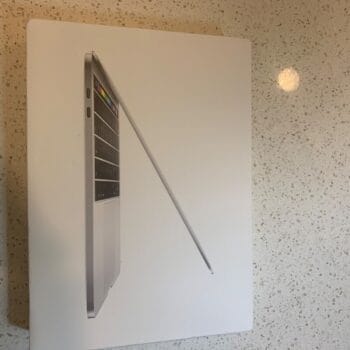 2016 Apple laptop MacBook Pro