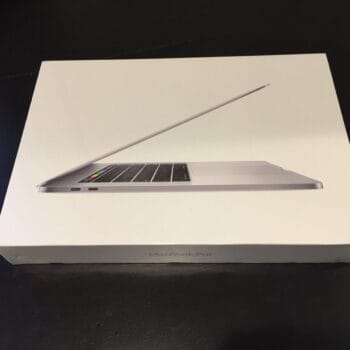 MacBook Pro 15.4 2.6GHz/16GB/Radeon 450/256GB MLW72LL/A 