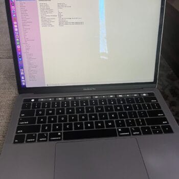 Apple MacBook Pro 13.3" (512GB SSD, Intel Core i5 8th Gen., 2.40 GHz, 8GB)...