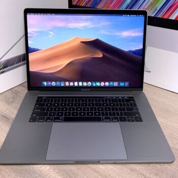 4TB SSD / MacBook Pro 15 inch Touch Bar CORE i9 4.8GHz 32GB RAM 16 2018/2020