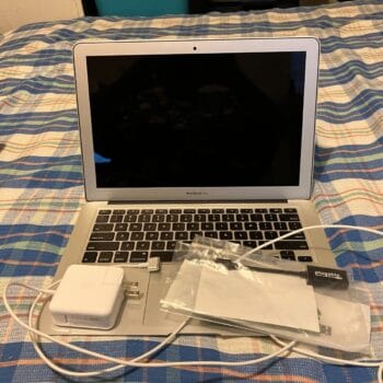 Apple MacBook Air 13.3 inch Laptop - MJVE2LL/A (2015, Silver)