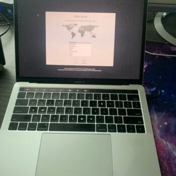 Macbook pro 2017, 1 tb storage, 16 gb ram