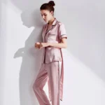 kf-HTB1EhTBfXGWBuNjy0Fbq6z4sXXag-Silk-Nightwear-Lady-Suit-100-real-Silk-Home-pajama-sets-Simple-Pure-Color-Short-Sleeved-Trousers
