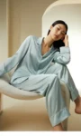 kf-S452ea29a5cfc435eada8a1563863d9ffT-BirdTree-19MM-100-Mulberry-Silk-Pajamas-for-Women-Solid-Color-Silky-Satin-Skin-Friendly-Homewear-Set