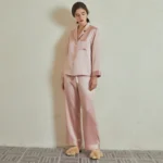 kf-Scaace97aa5e346f7895e8536d7165d35W-Birdtree-30MM-100-Mulberry-Silk-Pajamas-Women-Sleepwear-Set-Long-Sleeve-Two-Pieces-Lapel-Girl-Elegant